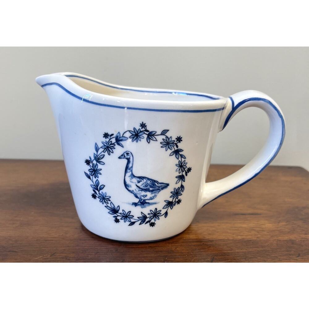 Molly Hatch Anthropologie Measuring Pitcher 4 Cup Goose Blue White Cottage Core